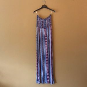 Strapless maxi patterned dress